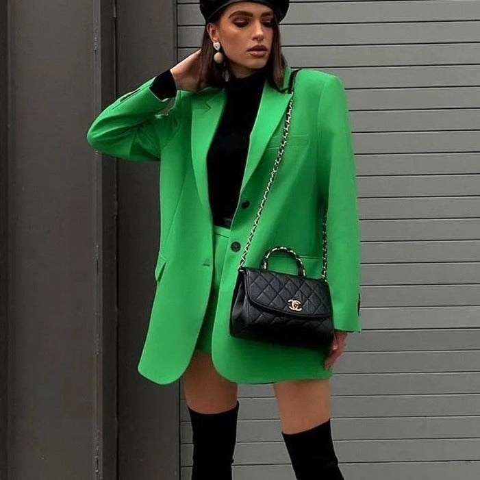 Conjunto Liso Conjunto de roupa feminina Conjunto de Blazer Longo e Saia Curta Nadia Conjunto de Blazer e Saia blazer blazer feminino Blazer com Botões Blazer Grosso Blazer Xadrez Blazer de Cintura Larga Blazer de Dois Botões Blazer Feminino Liso Blazer Liso Blazer Longo Blazer Grosso Xadrez com Botões Manon Blazer de Lã Sintética Blazer Liso de Dois Botões Lise