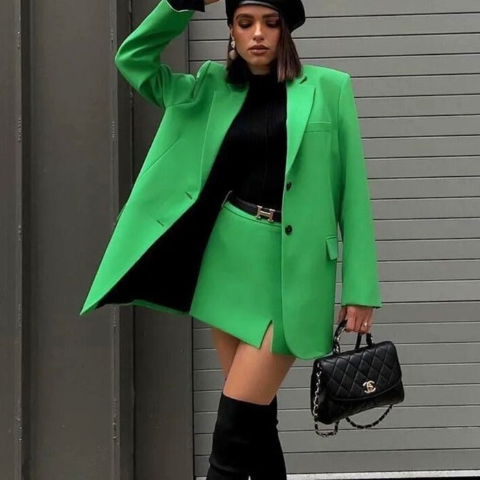 Conjunto Liso Conjunto de roupa feminina Conjunto de Blazer Longo e Saia Curta Nadia Conjunto de Blazer e Saia blazer blazer feminino Blazer com Botões Blazer Grosso Blazer Xadrez Blazer de Cintura Larga Blazer de Dois Botões Blazer Feminino Liso Blazer Liso Blazer Longo Blazer Grosso Xadrez com Botões Manon Blazer de Lã Sintética Blazer Liso de Dois Botões Lise