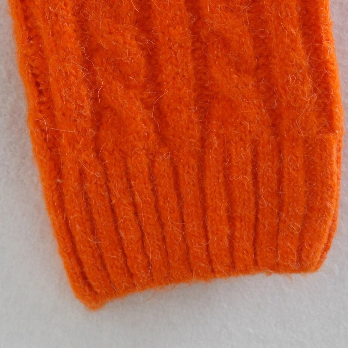 Suéter Grosso Suéter de Malha Suéter Cropped de Gola Alta Suéter Cropped Suéter com Gola Alta Suéter suéter peluciado Suéter de Manga Longa suéter feminino