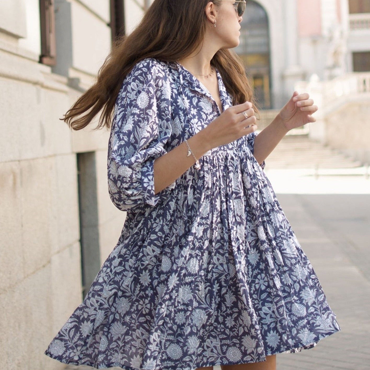 vestidos soltinhos vestidos femininos vestidos femininos longo vestidos femininos elegantes vestidos Vestido Verão Vestido Solto Vestido promoção Vestido midi Vestido Estampado Vestido Curto Solto Estampado de Meia Manga Vestido Curto Solto Estampado de Meia Manga Emanuele Vestido Curto Floral vestido curto Vestido com desconto Vestido moda verão