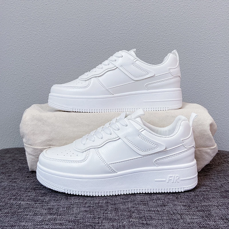 Tênis Feminino Casual - Bella Flashion