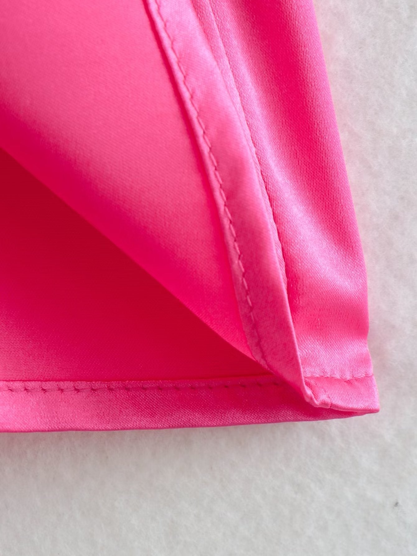 Vestido de Festa Cetim Curto - Lorella