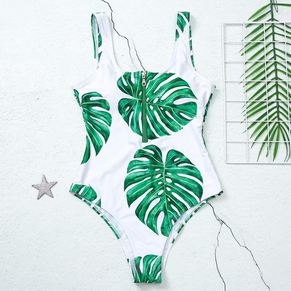 Maiôs  maiô estampado  maiô com decote nas costas  maio verde  Maio florido  maio decote nas costas  maio com ziper  maio  dias de verão