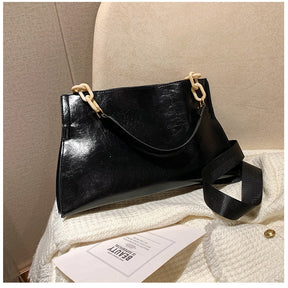 bolsas  bolsa feminina  bolsa feminina de luxo  bolsa femininas  bolsas femininas  bolsa de couro feminina  bolsa feminina de couro  bolsa mochila em couro  bolsa de couro  bolsa feminina transversal  Bolsa Feminina de Couro Vintage