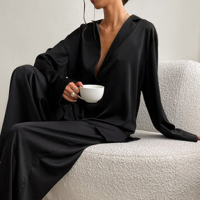 Pijama Feminino de Cetim Longo-Chicago