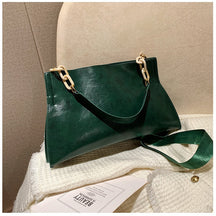 bolsas  bolsa feminina  bolsa feminina de luxo  bolsa femininas  bolsas femininas  bolsa de couro feminina  bolsa feminina de couro  bolsa mochila em couro  bolsa de couro  bolsa feminina transversal  Bolsa Feminina de Couro Vintage