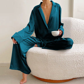 Pijama Feminino de Cetim Longo-Chicago