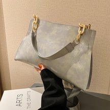 bolsas  bolsa feminina  bolsa feminina de luxo  bolsa femininas  bolsas femininas  bolsa de couro feminina  bolsa feminina de couro  bolsa mochila em couro  bolsa de couro  bolsa feminina transversal  Bolsa Feminina de Couro Vintage
