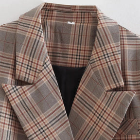 Blazer Xadrez  Blazer Longo Grosso Xadrez de Cintura Larga Ninon  Blazer Longo  Blazer Grosso  Blazer de Cintura Larga  Blazer com Botões  Blazer  Blazer Liso  blazer feminino  blazer  Blazer Feminino Liso