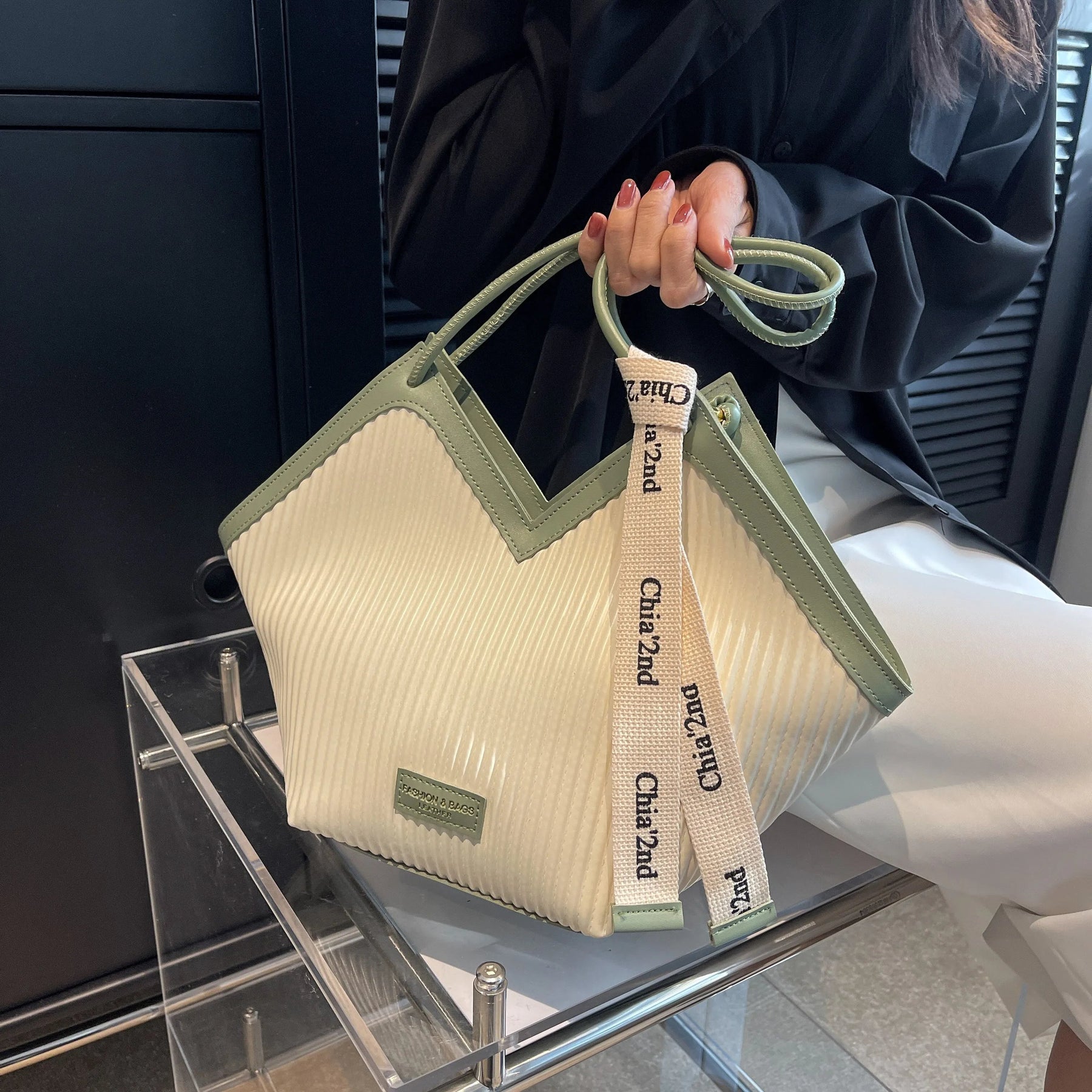bolsas  bolsa feminina  bolsa femininas  bolsa feminina de luxo  bolsa de couro feminina  Bolsa de Ombro  bolsa transversal feminina  bolsa feminina transversal  bolsa feminina de couro