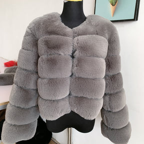 casaco raposa  casaco peluciado raposa  casaco  casaco feminino  Casaco de Inverno  casaco longo  Casaco Manga Longa  casaco feminino de inverno  casaco inverno  carteira feminina  Casaco de pele  casaco de pele inverno