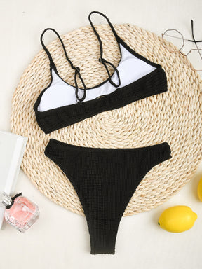 Biquínis  Biquíni  biquinis femininos  biquinis baratos  biquini verão  BIQUINI ESTAMPADO  biquini elegante  biquini de verão  biquini de praia  biquini cores  biquini branco