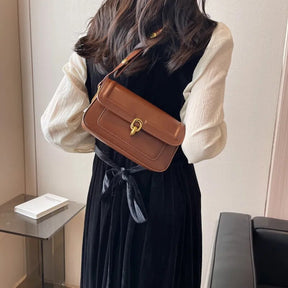 bolsas  bolsa feminina  bolsa femininas  bolsas femininas  bolsa de couro feminina  bolsa feminina de couro  bolsa feminina transversal  bolsa feminina de luxo
