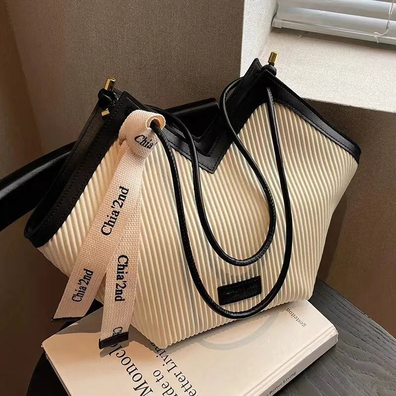 bolsas  bolsa feminina  bolsa femininas  bolsa feminina de luxo  bolsa de couro feminina  Bolsa de Ombro  bolsa transversal feminina  bolsa feminina transversal  bolsa feminina de couro