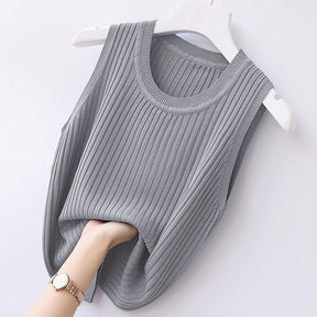 blusa feminina

blusa

blusa basica

blusa de lã

blusa forrada