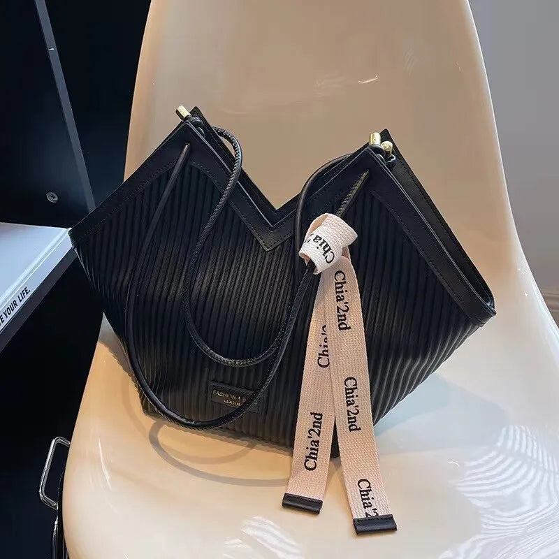 bolsas  bolsa feminina  bolsa femininas  bolsa feminina de luxo  bolsa de couro feminina  Bolsa de Ombro  bolsa transversal feminina  bolsa feminina transversal  bolsa feminina de couro