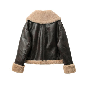 Casaco Manga Longa  Casaco Grosso  Casaco de Inverno  Casaco Curto  Casaco Curto de Couro  Casaco Curto de Couro- Dreamy  casaco  casaco feminino  casaco de inverno feminino  casaco com bolso  casaco forrado