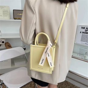 bolsas  bolsa feminina  bolsa feminina de luxo  bolsa feminina de couro  bolsa femininas  bolsa de couro feminina