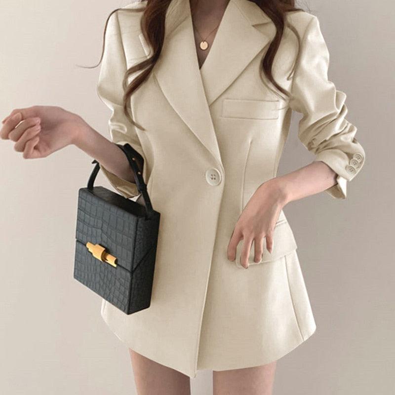 casaco  Casaco de Inverno  casaco feminino  casaco de inverno feminino  casaco longo  casaco feminino de inverno  Casaco Manga Longa  casaco inverno  casaco com bolso  casaco forrado  Casaco Liso  Casaco Aberto  Casaco Grosso