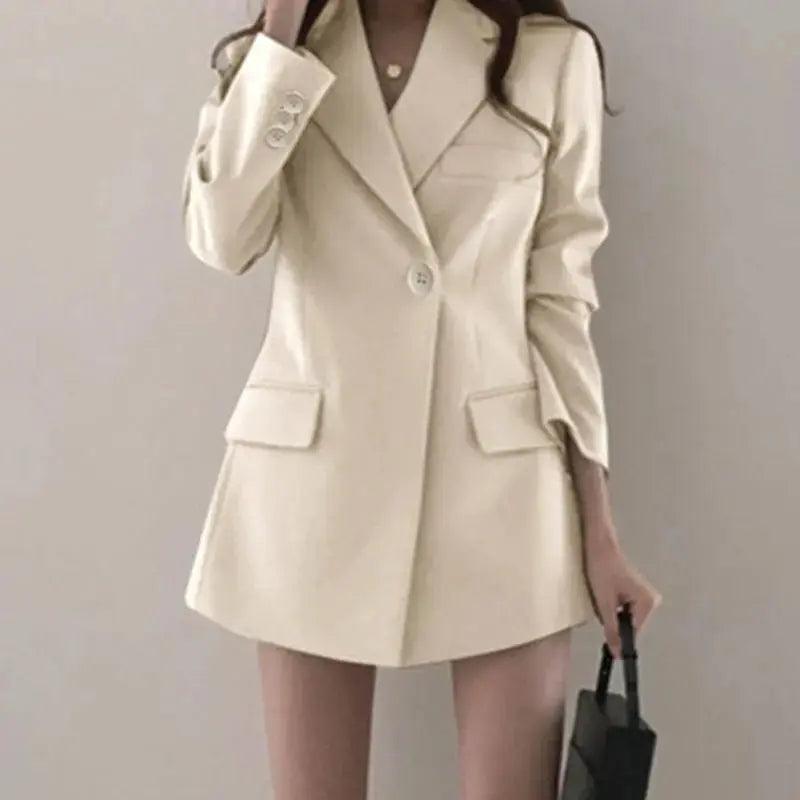casaco  Casaco de Inverno  casaco feminino  casaco de inverno feminino  casaco longo  casaco feminino de inverno  Casaco Manga Longa  casaco inverno  casaco com bolso  casaco forrado  Casaco Liso  Casaco Aberto  Casaco Grosso