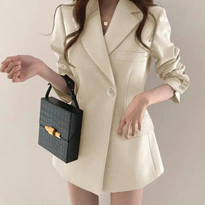casaco  Casaco de Inverno  casaco feminino  casaco de inverno feminino  casaco longo  casaco feminino de inverno  Casaco Manga Longa  casaco inverno  casaco com bolso  casaco forrado  Casaco Liso  Casaco Aberto  Casaco Grosso